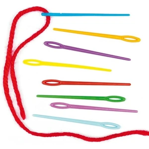 Baker Ross Plastic Needles - 50 coloured plastic needles safe for children with extra large eyes. Ideal for sewing and weaving crafts. Needle length 6cm