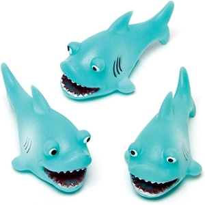 Baker Ross Shark Water Squirters (Pack of 8) Pocket Money Toys